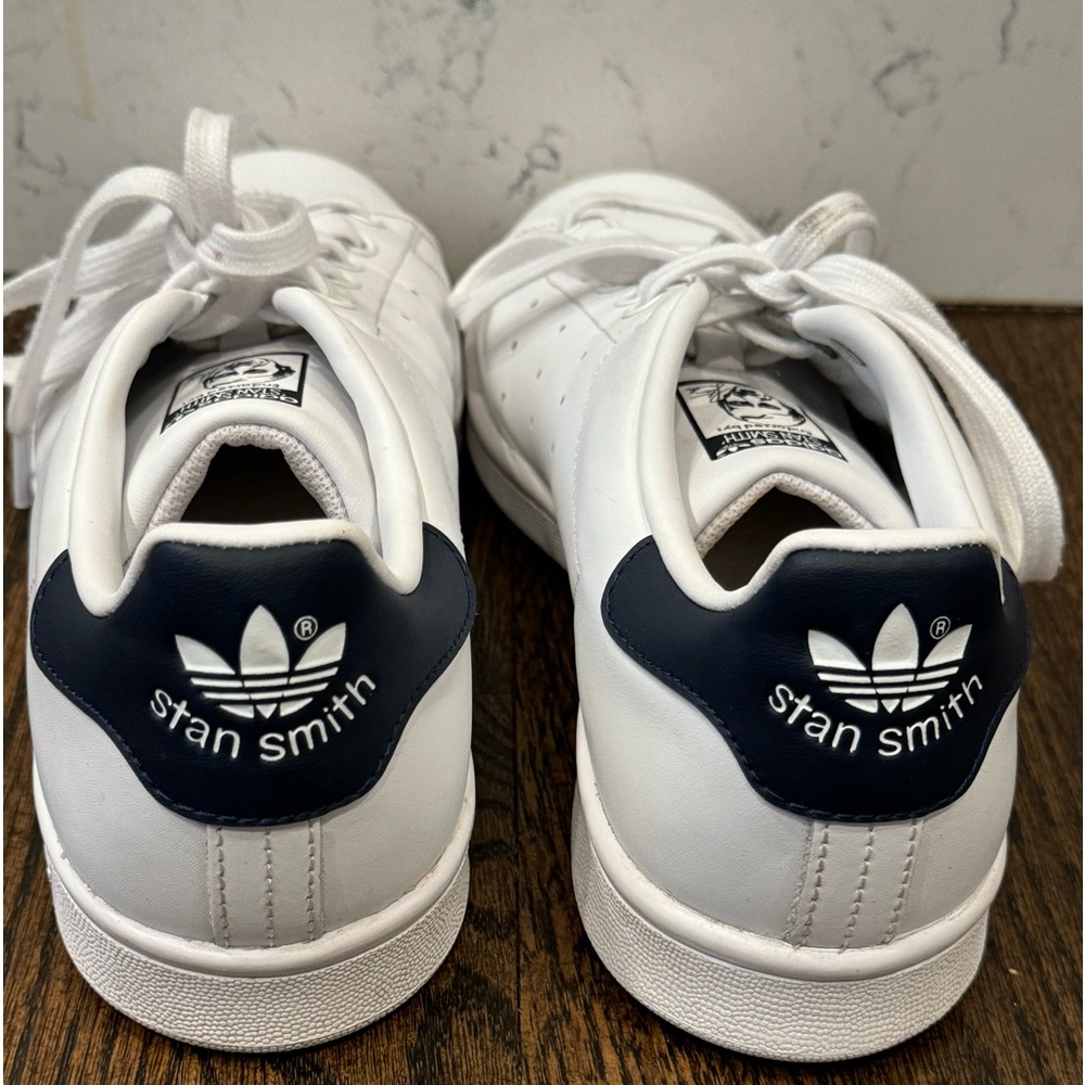 adidas Originals Stan Smith Sneaker size 9 Women's navy and white - Picture 4 of 11